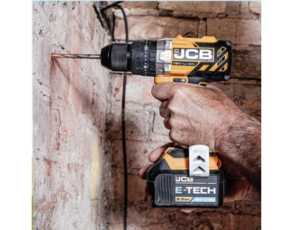 Акумуляторний дриль-шуруповерт з комлектом JCB Tools JCB-18BLCD-2XB-E Акумуляторний дриль-шуруповерт з комлектом JCB Tools JCB-18BLCD-2XB-E