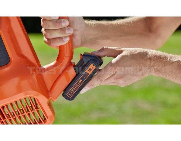 Повітродувка акумуляторна BLACK+DECKER BCBL200L Повітродувка акумуляторна BLACK+DECKER BCBL200L