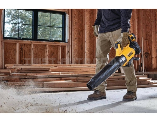 Повітродувка акумуляторна безщіткова DeWALT DCMBL562P1 Повітродувка акумуляторна безщіткова DeWALT DCMBL562P1