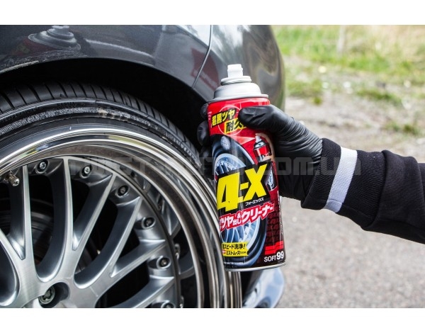 Чорніння шин SOFT99 4-X Tire Cleaner З антистатичним ефектом