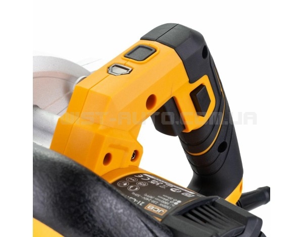 Пила циркулярна електрична (1500W, 5800 об/хв, діаметр диска 184 мм) JCB-CS1500-E Пила циркулярна електрична (1500W, 5800 об/хв, діаметр диска 184 мм) JCB-CS1500-E