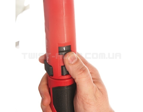 Викрутка акумуляторна MILWAUKEE M4 D-202B, (+ заряд. пристрій, 2 акум.Х2Аг, сумка для інструментів)