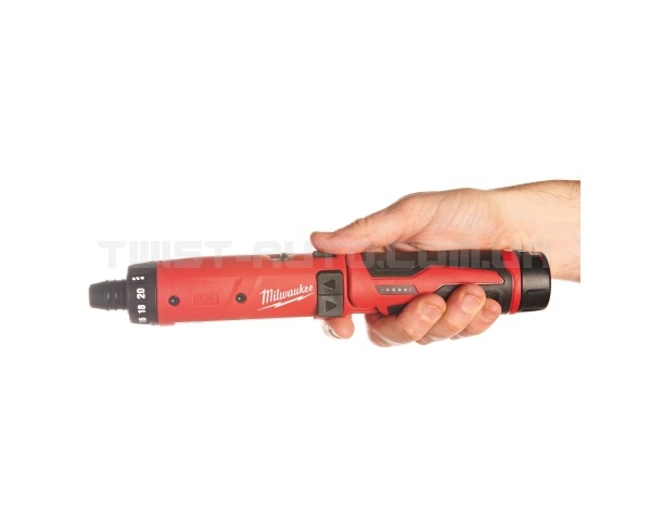 Викрутка акумуляторна MILWAUKEE M4 D-202B, (+ заряд. пристрій, 2 акум.Х2Аг, сумка для інструментів)