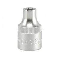 Головка торцева 3/8" 18мм коротка CR-V YATO YT-3813 Головка торцева 3/8" 18мм коротка CR-V YATO YT-3813