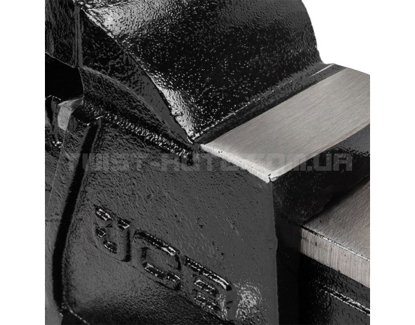 Тиски стальные поворотные с наковальней 4" (100мм) JCB Tools JCB-6540304