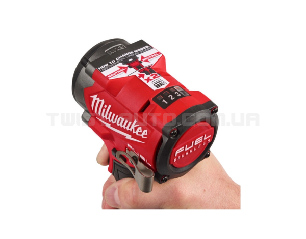 Гайковерт акумуляторний безщітковий 1/2" (746 Нм) M12 FCIWF12G3-502X з кільцем MILWAUKEE 4933493455 Гайковерт акумуляторний безщітковий 1/2" (746 Нм) M12 FCIWF12G3-502X з кільцем MILWAUKEE 4933493455